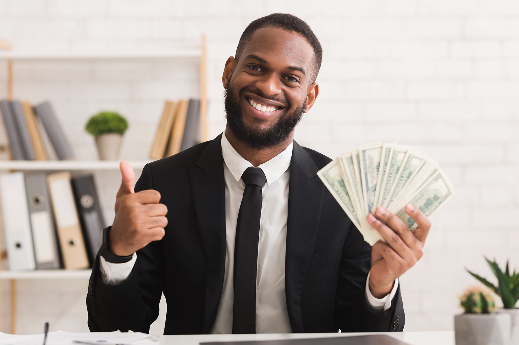 businessman_happy_loan